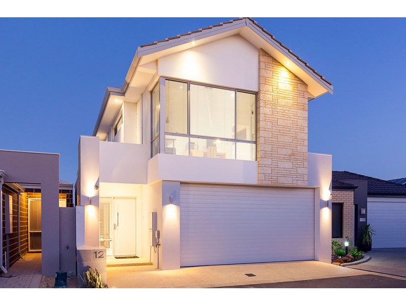 12 October Road, Spearwood WA 6163