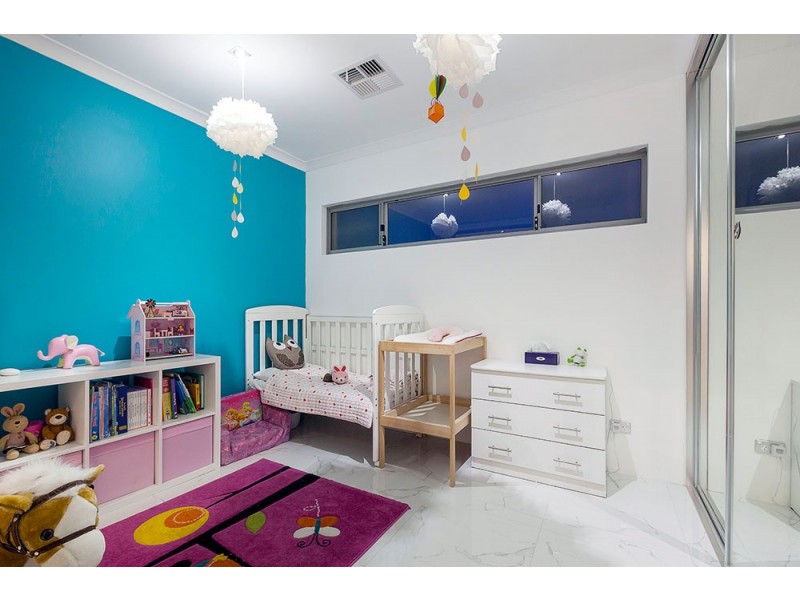 12 October Road, Spearwood WA 6163