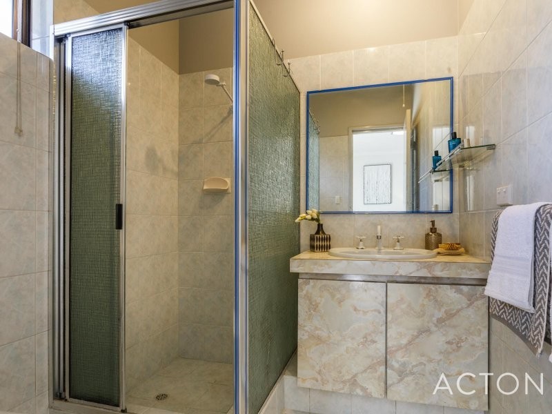 4 Outram Place, Hamilton Hill WA 6163