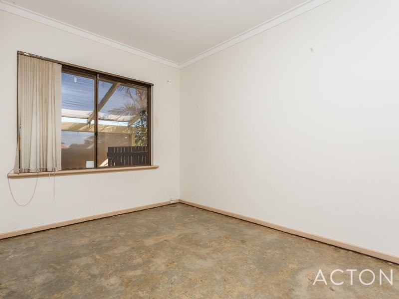 4 Outram Place, Hamilton Hill WA 6163