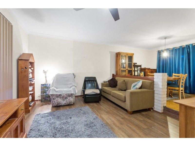 11 Morton Road, Hamilton Hill WA 6163