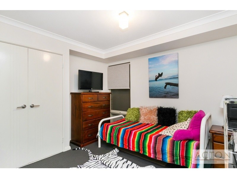 10B Senna Close, Coogee WA 6166