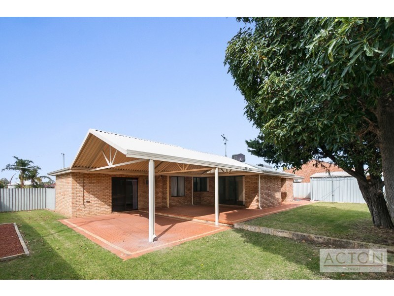 22 Balfern Way, Spearwood WA 6163