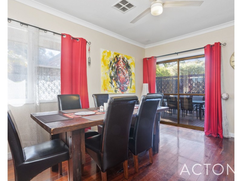 11 Longson Street, Hamilton Hill WA 6163