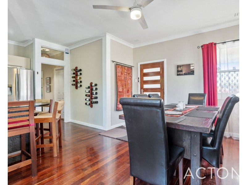 11 Longson Street, Hamilton Hill WA 6163