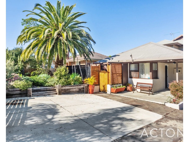 11 Longson Street, Hamilton Hill WA 6163