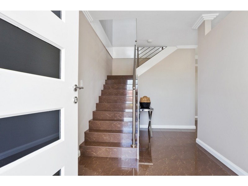 30A Kotisina Gardens, Munster WA 6166