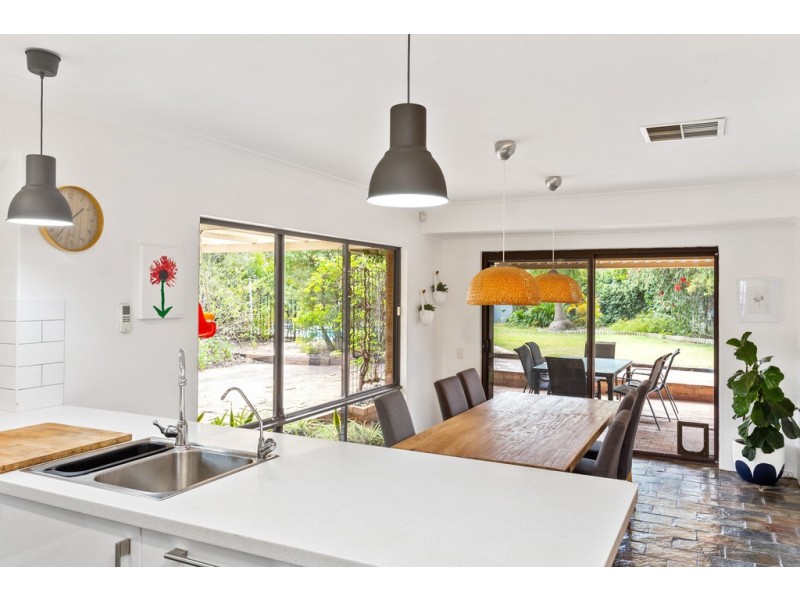 5 Placid Court, South Lake WA 6164