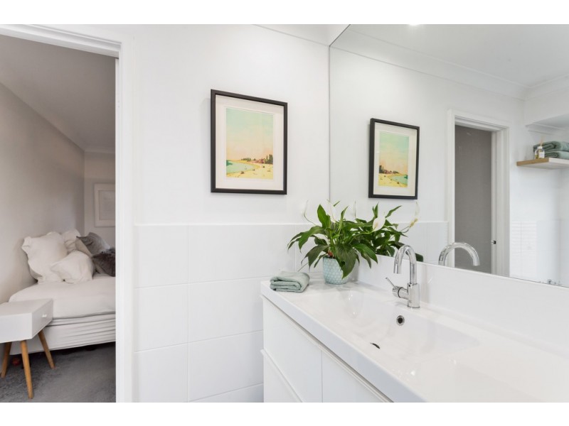 5 Placid Court, South Lake WA 6164