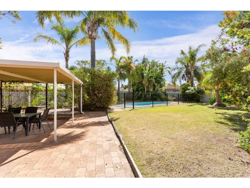 5 Placid Court, South Lake WA 6164