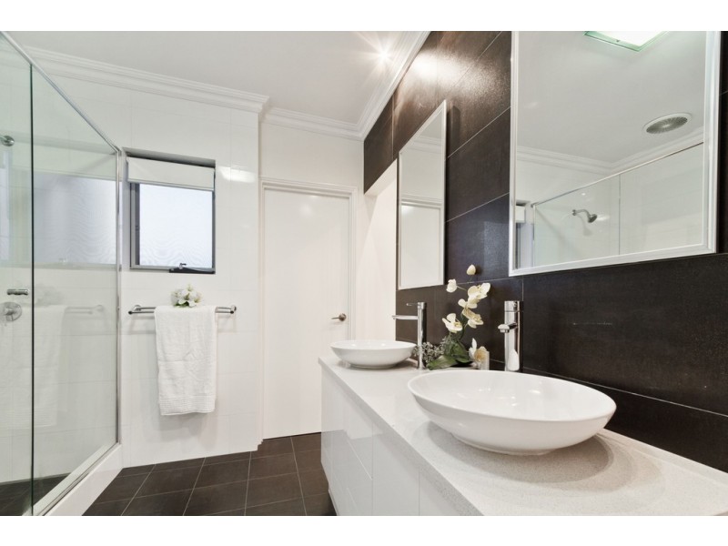 3 Pantheon Avenue, North Coogee WA 6163