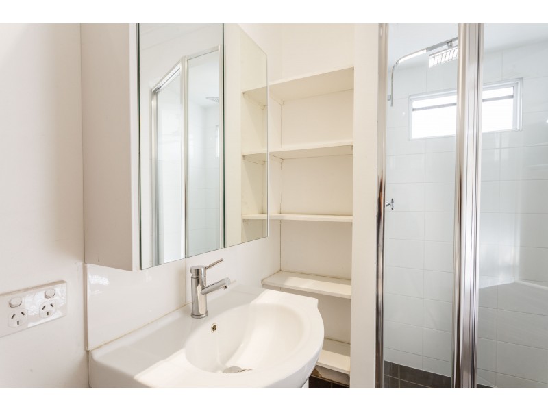 1B Blunt Place, Spearwood WA 6163