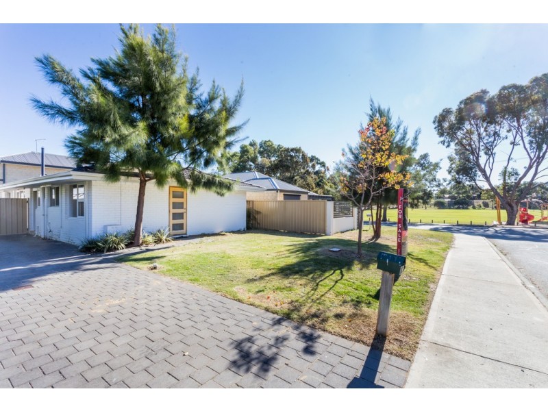 1B Blunt Place, Spearwood WA 6163