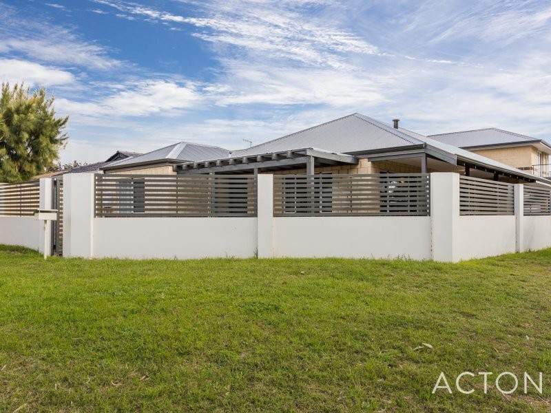 1A Blunt Place, Spearwood WA 6163