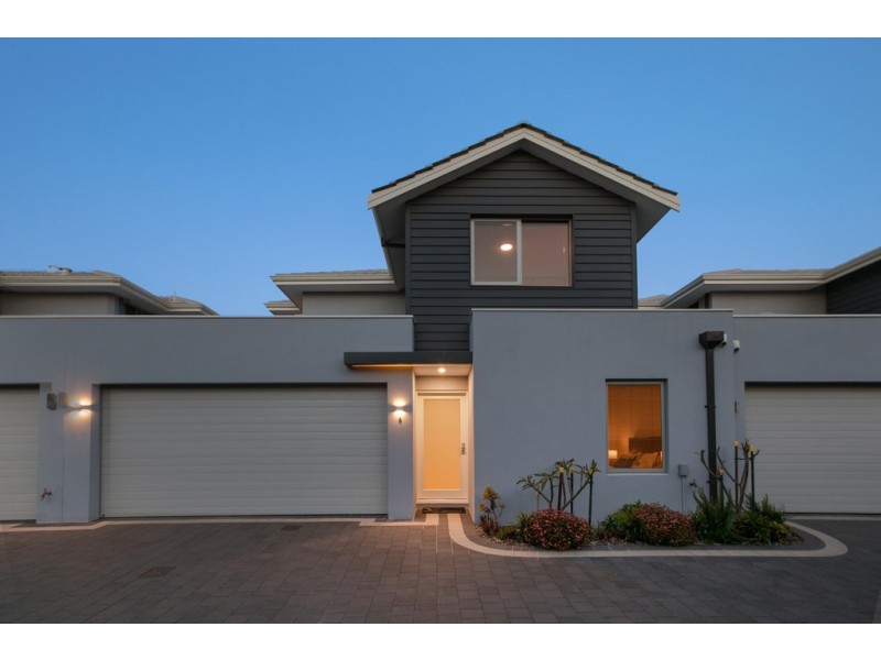 6/8 Socrates Parade, North Coogee WA 6163