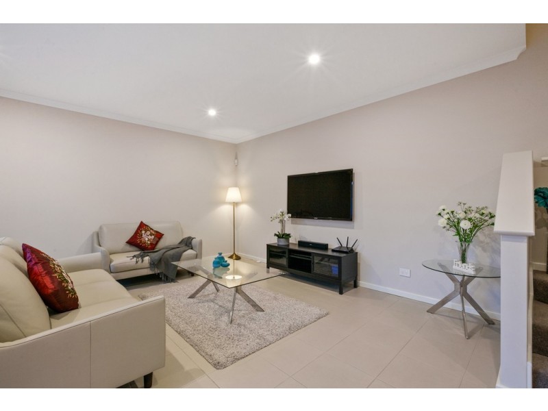 6/8 Socrates Parade, North Coogee WA 6163