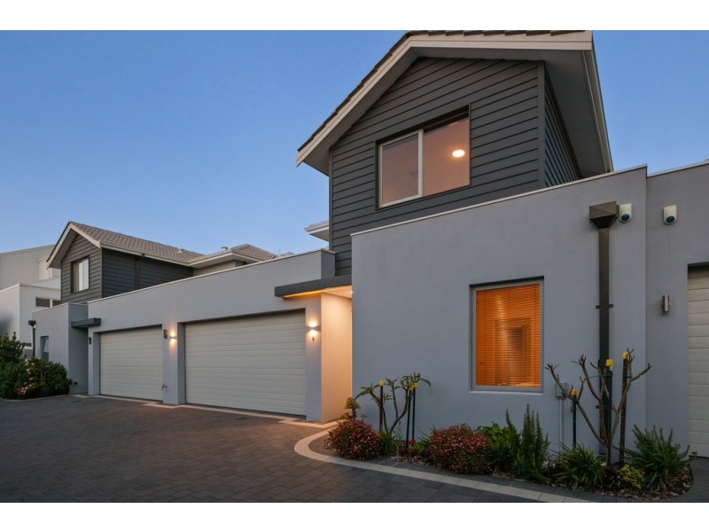 6/8 Socrates Parade, North Coogee WA 6163