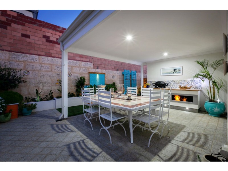 40 Wanstead Street, North Coogee WA 6163