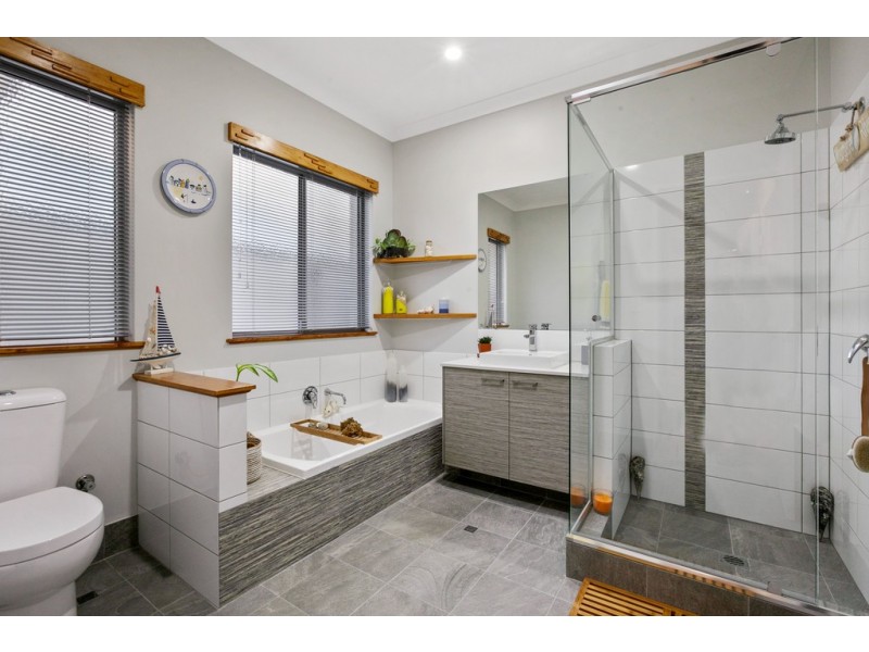 40 Wanstead Street, North Coogee WA 6163