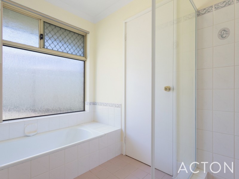 13 Ploughshare Place, South Lake WA 6164