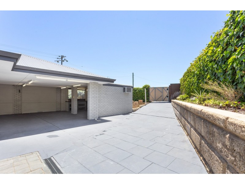 39 Angus Avenue, Spearwood WA 6163