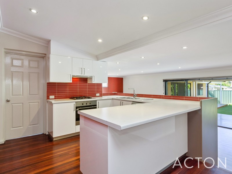 21 Davenport Road, Booragoon WA 6154