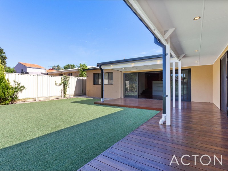 21 Davenport Road, Booragoon WA 6154