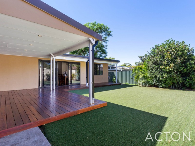 21 Davenport Road, Booragoon WA 6154