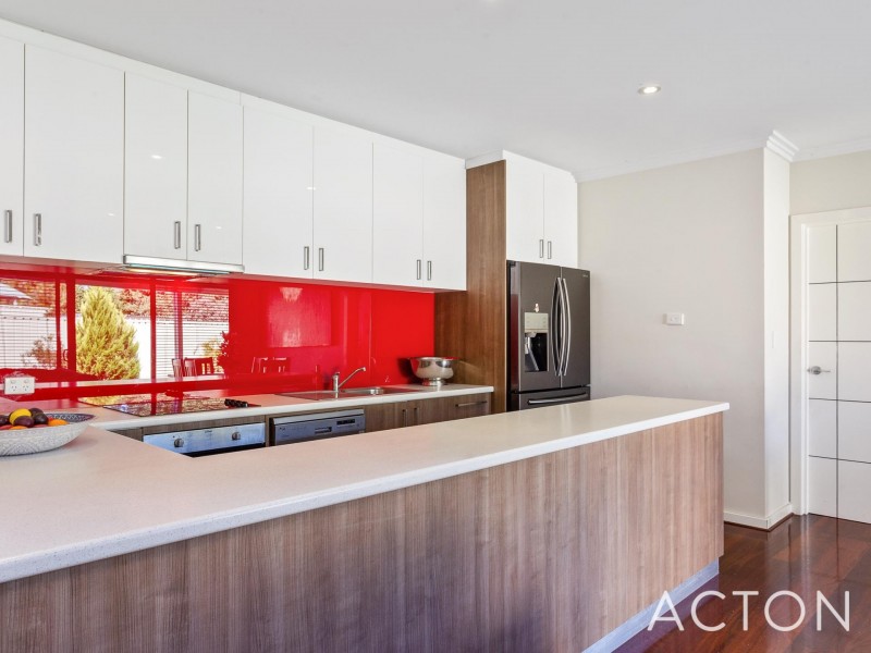 21 Davenport Road, Booragoon WA 6154