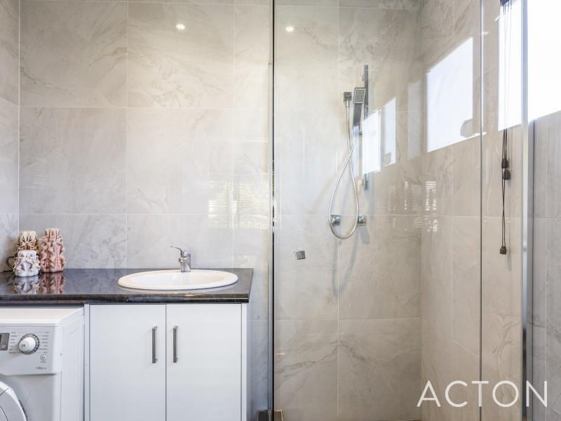 21 Davenport Road, Booragoon WA 6154