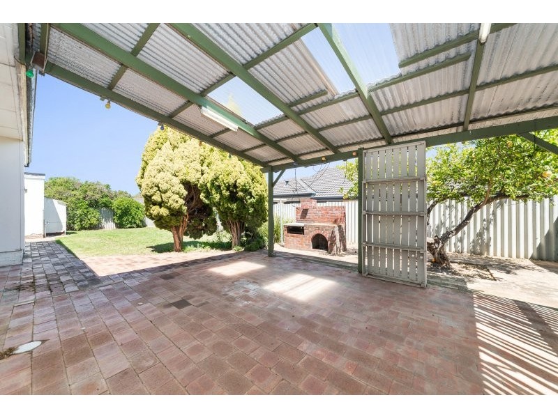 23 Rigby Avenue, Spearwood WA 6163
