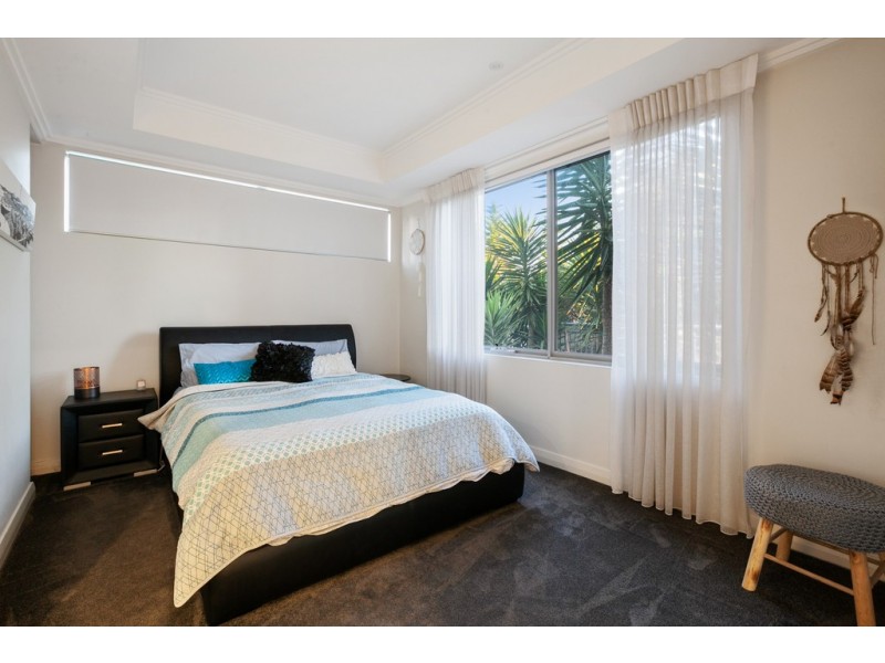 44 Arabella Loop, North Coogee WA 6163