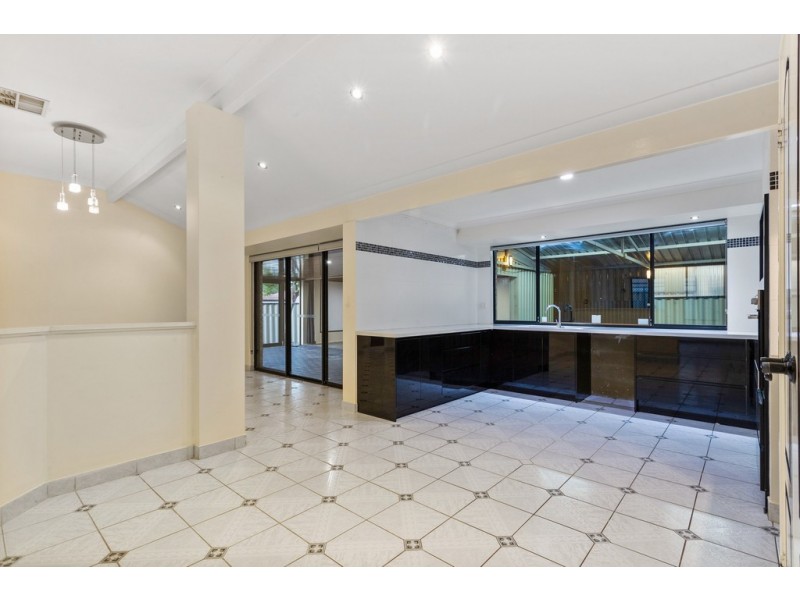 4 Strelitz View, Beeliar WA 6164