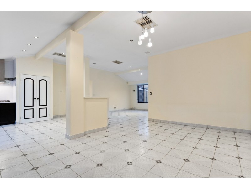 4 Strelitz View, Beeliar WA 6164