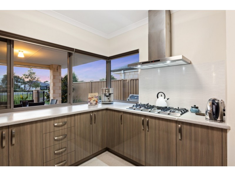 19 Binomial Way, Piara Waters WA 6112