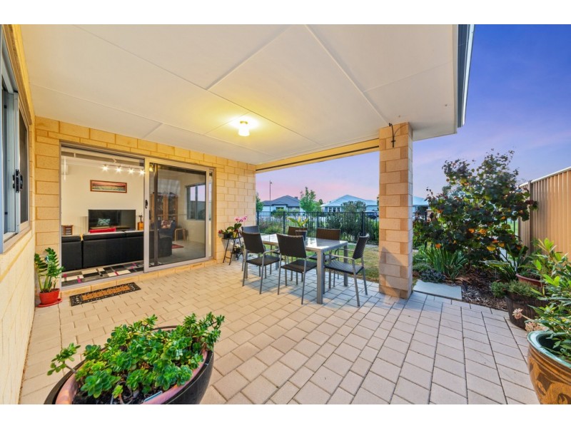 19 Binomial Way, Piara Waters WA 6112