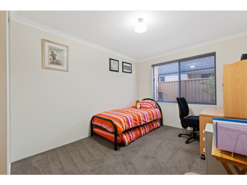 19 Binomial Way, Piara Waters WA 6112