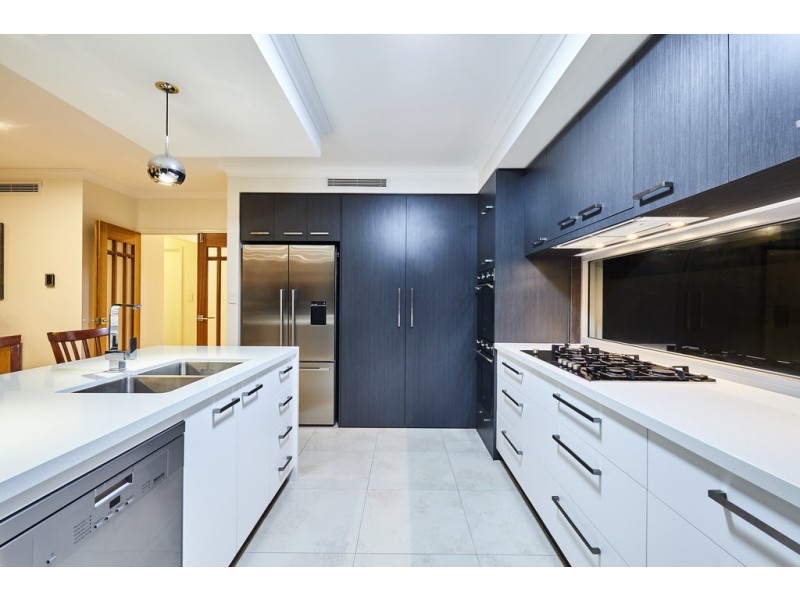 26 Wanstead Street, North Coogee WA 6163