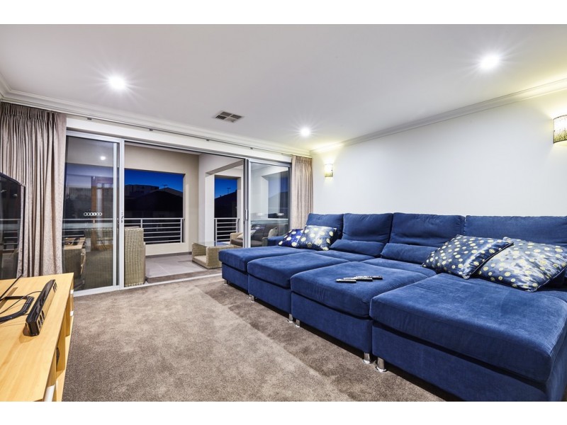 26 Wanstead Street, North Coogee WA 6163