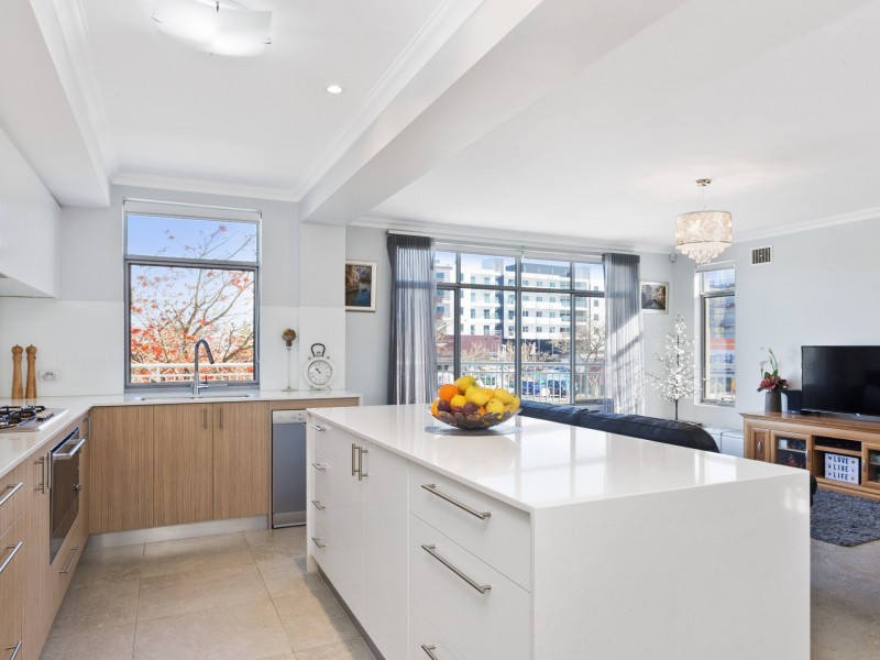 45 Pantheon Avenue, North Coogee WA 6163