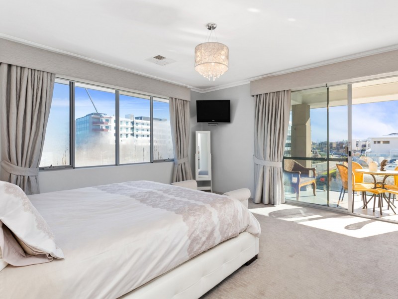 45 Pantheon Avenue, North Coogee WA 6163