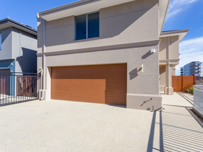 45 Pantheon Avenue, North Coogee WA 6163