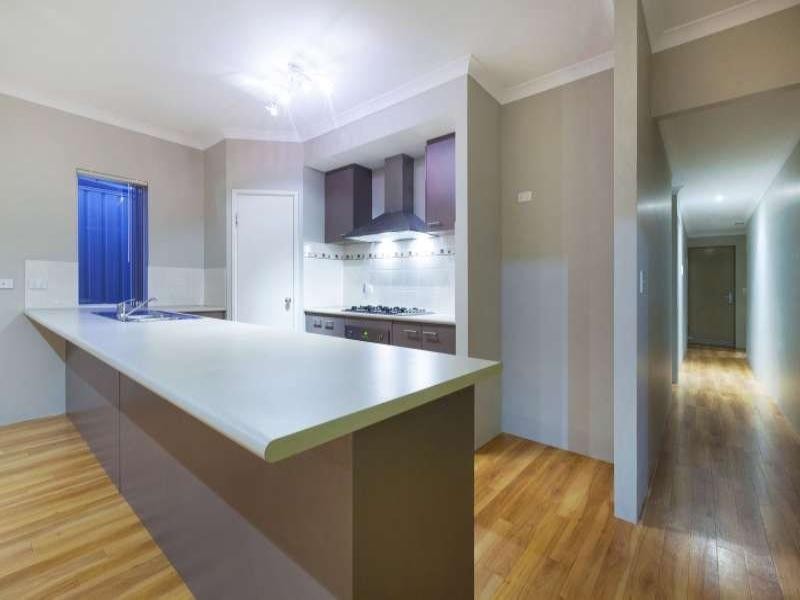 13 Dewsbury Drive, Bertram WA 6167