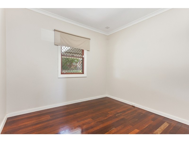 10 Cutts Street, Hamilton Hill WA 6163