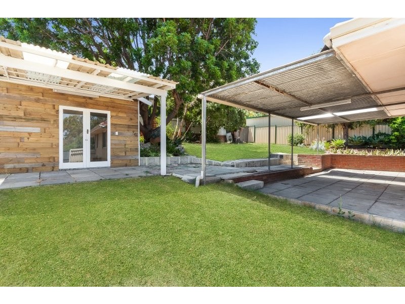 10 Cutts Street, Hamilton Hill WA 6163