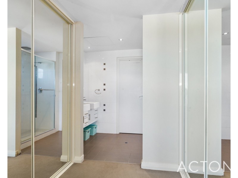 1/52 Rollinson Road, North Coogee WA 6163