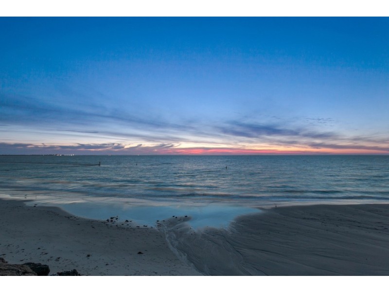 6/8 Socrates, North Coogee WA 6163