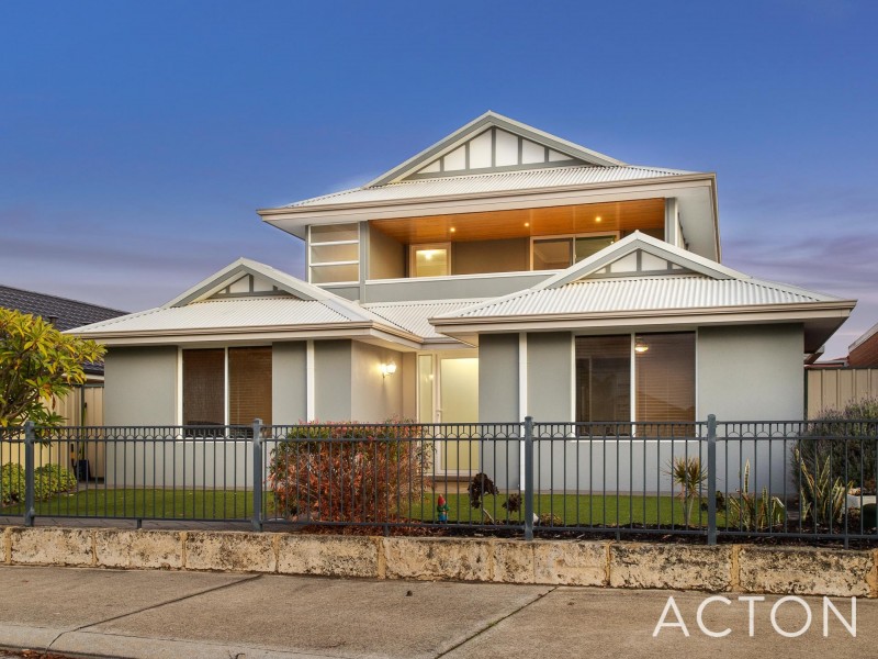 6 Richmond Entrance, Success WA 6164