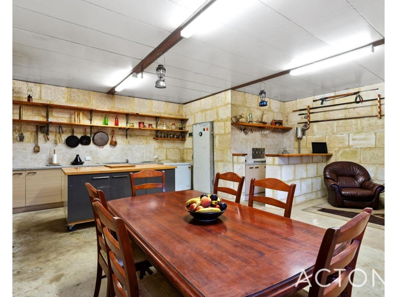 224 Duckpond Road, Wellard WA 6170