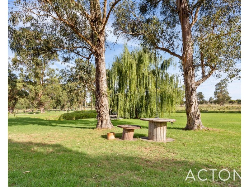 224 Duckpond Road, Wellard WA 6170